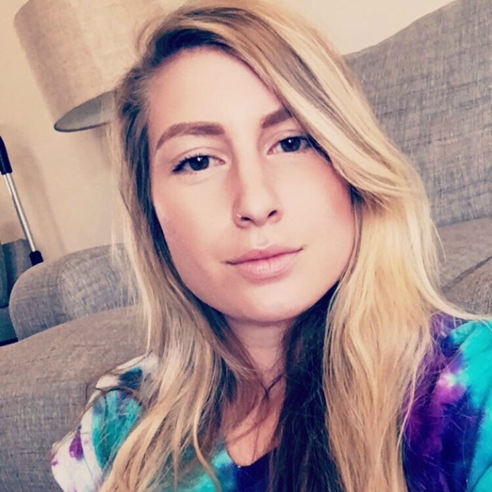 Meet your Posher, Emma